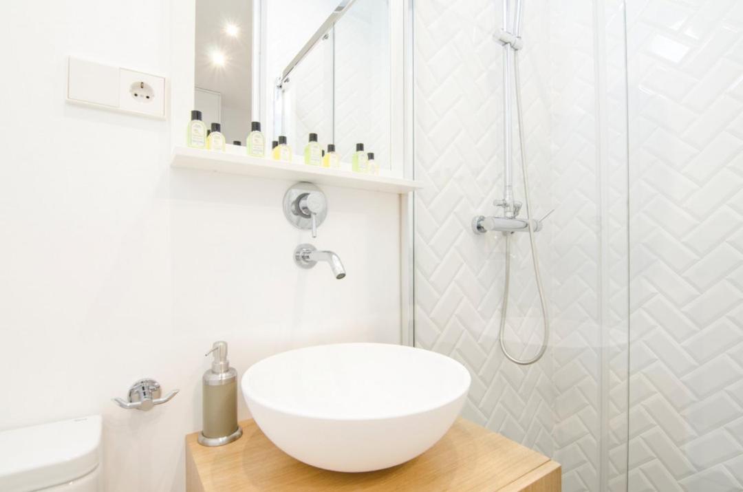 Minty Stay - Valverde Madrid Ngoại thất bức ảnh